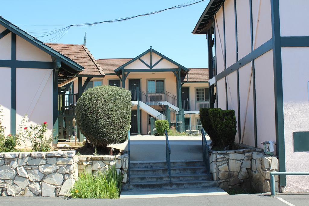 Best Whittier Inn Ngoại thất bức ảnh